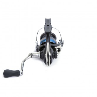 Naviják Shimano Nexave FI 2500
