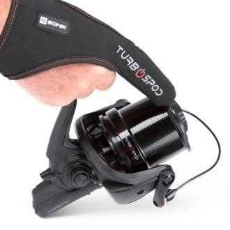 Naviják Sonik Turbospod 14000 + chránič prstu