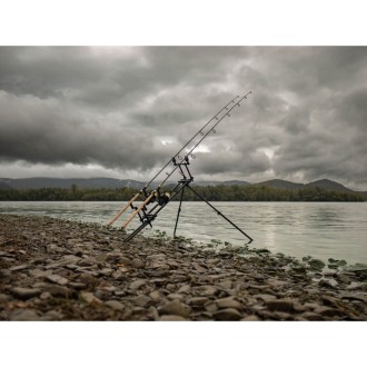 Stojan Giants Fishing Luxury Rod Pod 3 Rods